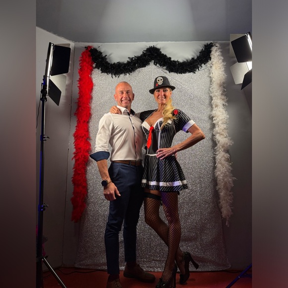 American Gangsta Halloween costume! Worn 1x size medium, excellent condition! - Picture 4 of 11